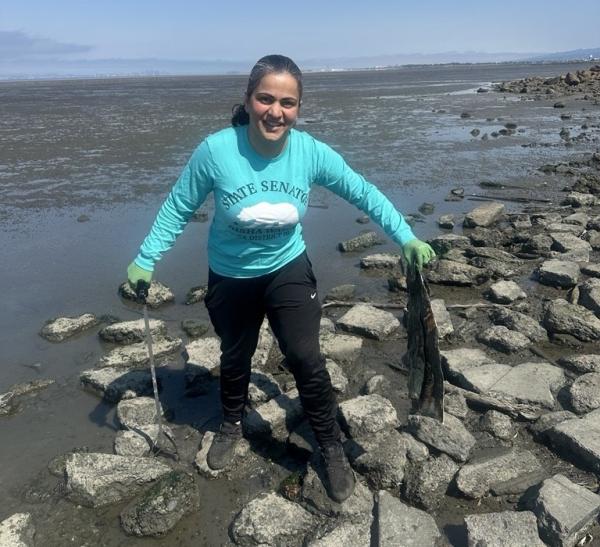 Senator Cleaning up Shoreline